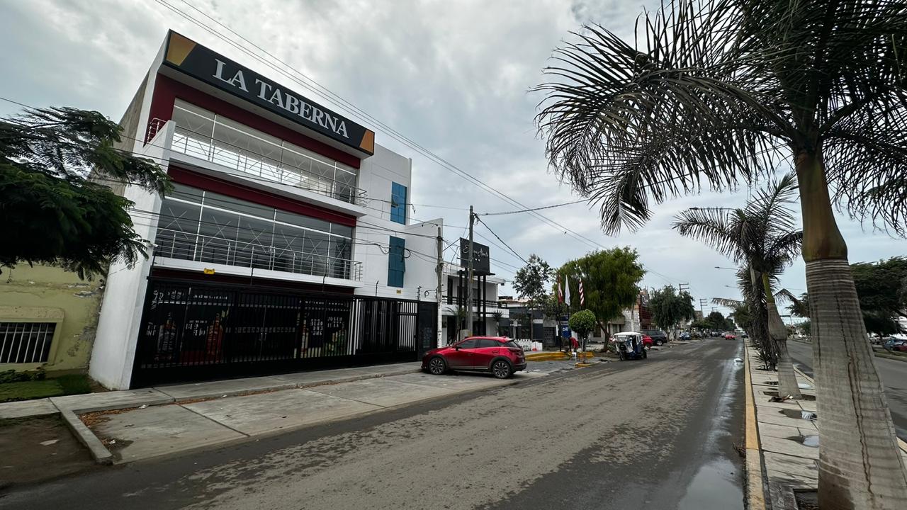 Grandioso Terreno Estratégico en la Zona Comercial de la Avenida Larco,Trujillo