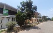 Miniatura 9 de Vivienda con Entradas Independientes: Espaciosa Casa de Dos Pisos Esperando por Ti