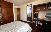Miniatura 8 de Renovada Elegancia en una Ubicación Privilegiada:Casa en el Corazón de El Golf,Trujillo