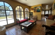 Miniatura 4 de Excepcional Residencia en el Corazón de Moche: Una Oportunidad Inigualable para Inversionistas y Emprendedores