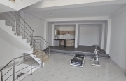 Miniatura 6 de Casa de Estreno con Piscina y Terraza en Trujillo - Vive el Placer de lo Exclusivo