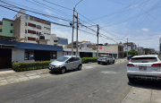 Miniatura 1 de Casa en venta en Urbanización California, Trujillo | 230 m² de terreno, jardín y cochera